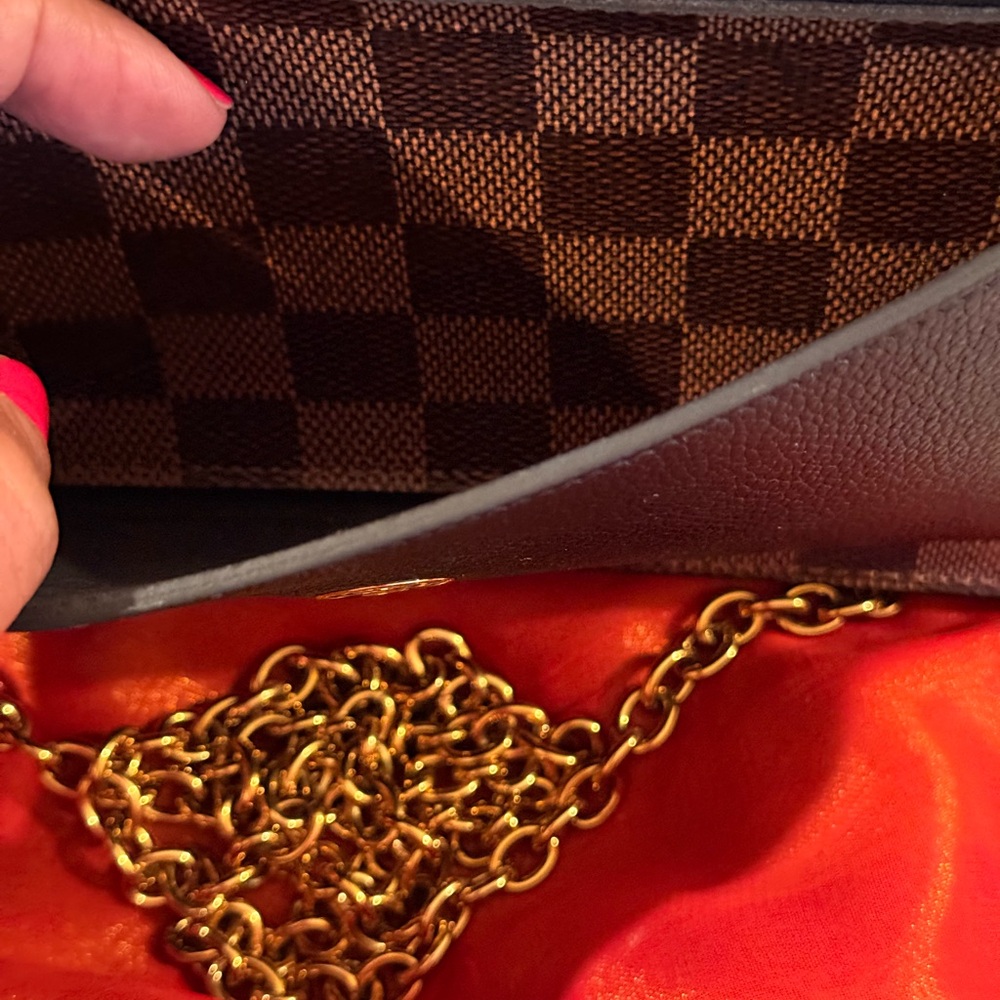 Louis Vuitton Checkered Brown and Black Crossbody Bag - Picture 9 of 11